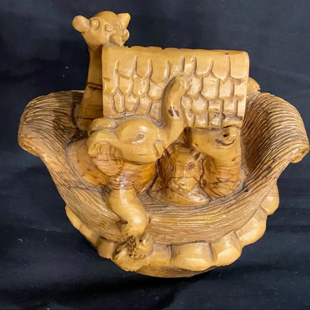 Hand‎ Carved Olive Wood Noah’s Ark